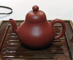 Lainie's Yixing beauty named "Koi" Lainie's Yixing beauty named "Koi"