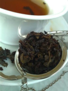 T Bar - Shui Xian Oolong escapes Tea Ball T Bar - Shui Xian Oolong escapes Tea Ball