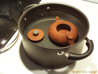 The “Dragon” teapot ready to be simmered
