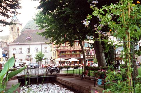 Outdoor teatime in Colmar Outdoor teatime in Colmar