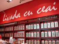 Livada - Long on tea ware, tho' sadly short on customer service. Livada - Long on tea ware, tho' sadly short on customer service.