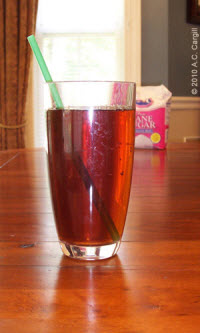 Want great cold tea? Forget the bottle (and the sugar).