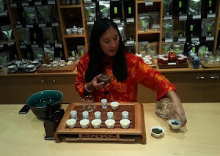 May King Tsang performing Gong Fu Tea Ceremony “with a Dash of Milk” May King Tsang performing Gong Fu Tea Ceremony “with a Dash of Milk”