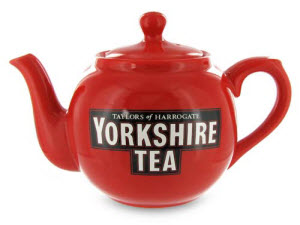 Serve up that tasty Yorkshire Gold in this stylish teapot! (Photo source: The English Tea Store)