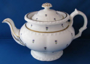 Minton Teapot, Bone China, Antique c.1825, Handpainted, English (Photo source: screen capture from site)