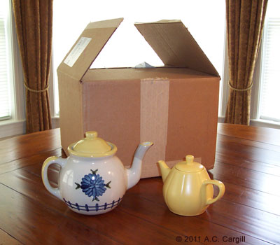 Here is our version being greeted by another American teapot (the infamous Little Yellow Teapot who considers all teapots his cousins)
