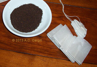 Yes, the teabag can affect the taste of the tea! (photo by A.C. Cargill, all rights reserved)