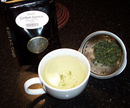 “Jade Dew” or “Gyokuro” – which is easier to remember? (Photo by A.C. Cargill, all rights reserved)