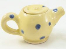 http://garysthirdpotteryblog.blogspot.com/2014/02/tiny-teapots.html